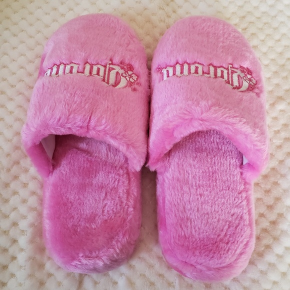 Corona Pink Fuzzy Slippers - Picture 4 of 4